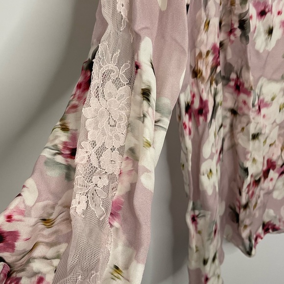 Floral Long sleeve blouse - Picture 5 of 10